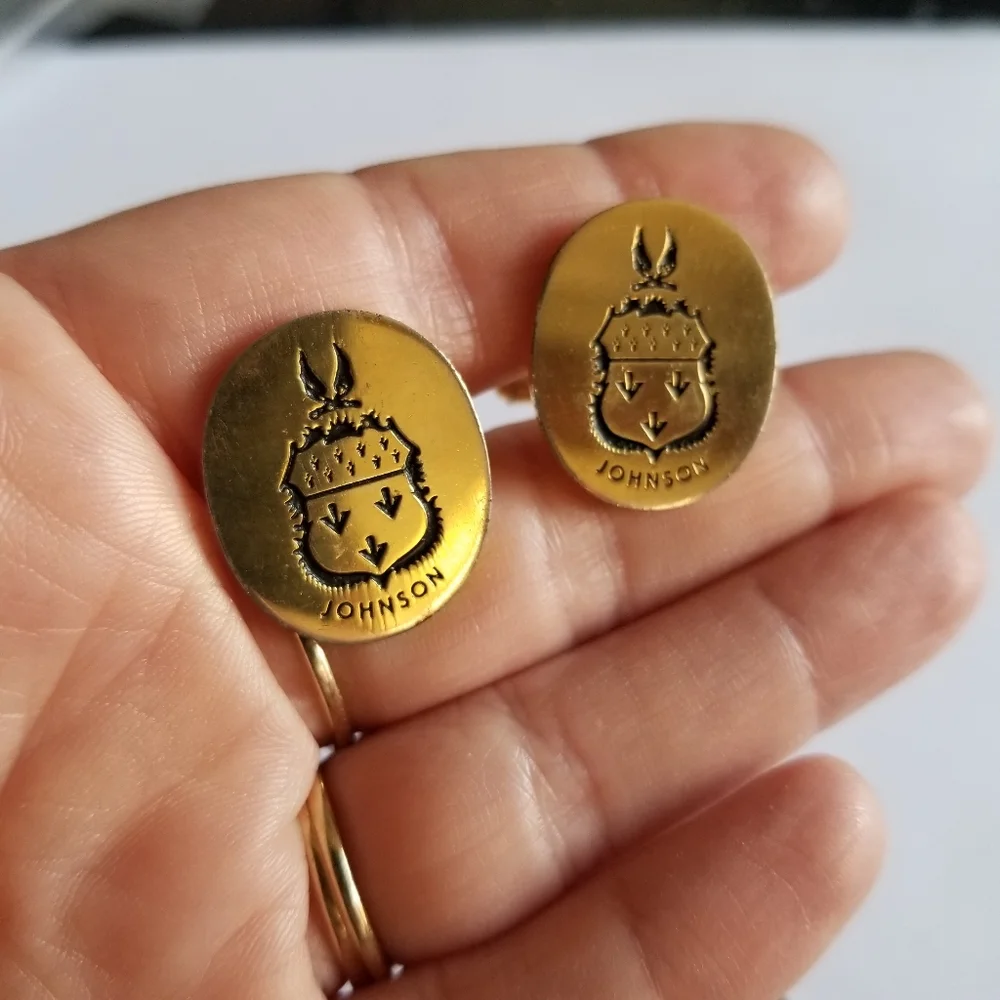 Vintage Johnson family crest cuff links cufflinks gold tone coat of arms
